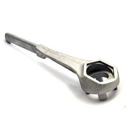 Aluminum wrench for bungs