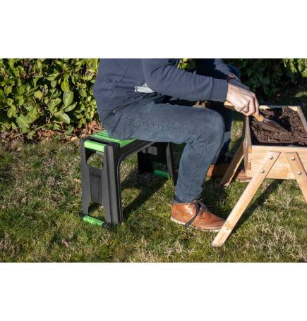 Multifunctional kneeling bench